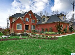 40 Verdant Cir, Huntsville, AL 35803