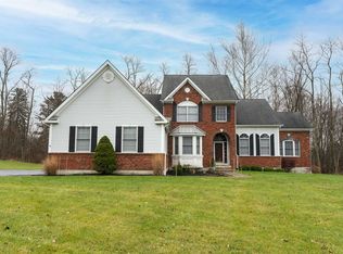 27 Dunham Ct, Hopewell Junction, NY 12533