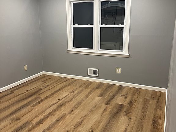 5th image of 18 Taunton St #2