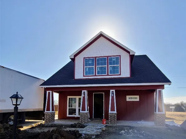 210 Swan Pkwy, East Tawakoni, TX 75472