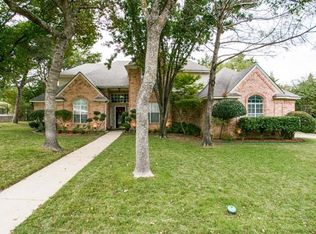 817 Hickory Knob Cir, Cedar Hill, TX 75104