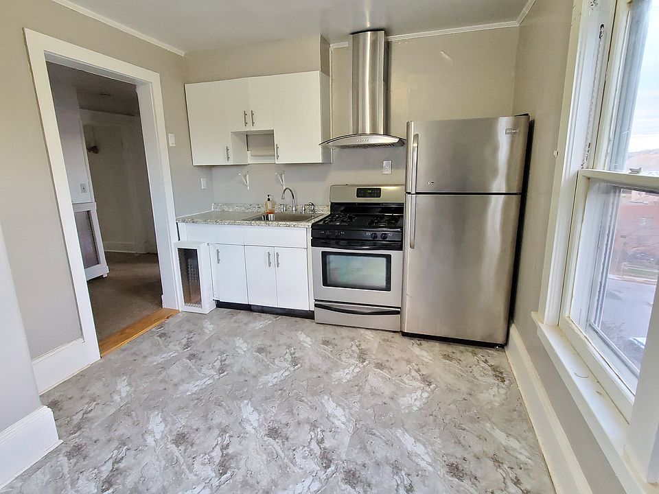 1st image of 15 Washington Ave #2F