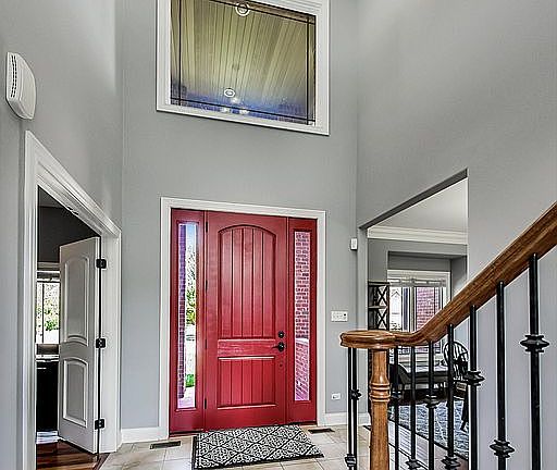 5th image of 8996 Crooked Bend St