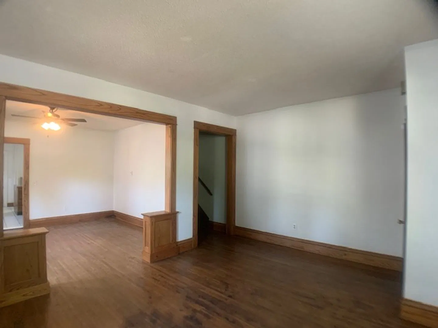 1607-1609 Van Buren Ave — Photo 2