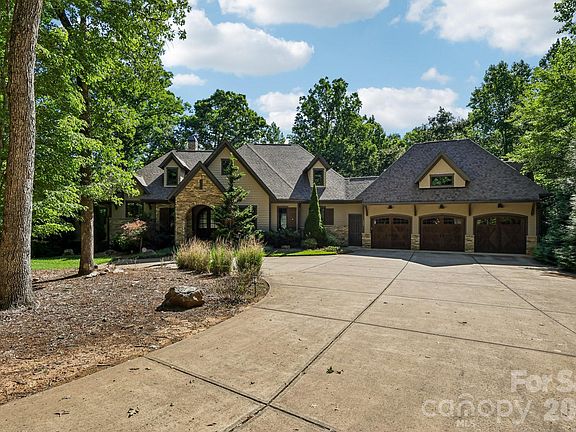 3rd image of 625 Ennis Rd