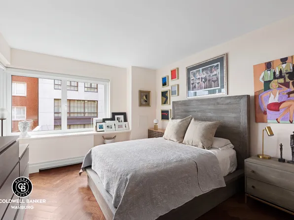 35 East 85th Street image 8 of 12