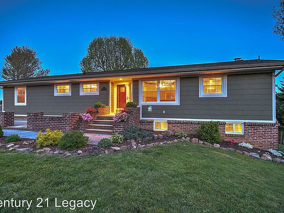 2nd image of 225 Shirley Dr