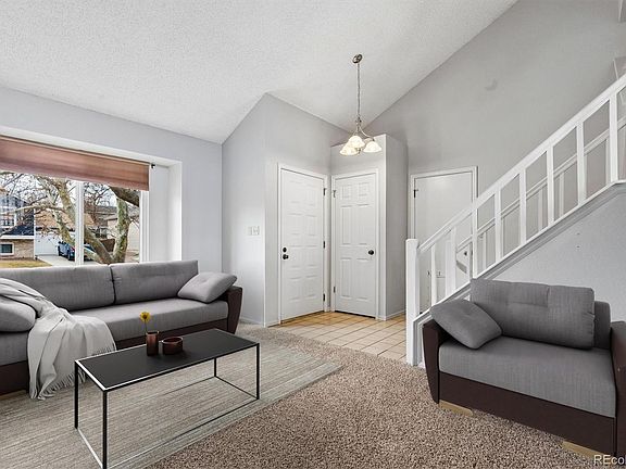 5th image of 693 Delwood Court