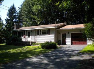 9 Birch Ln, Queensbury, NY 12804
