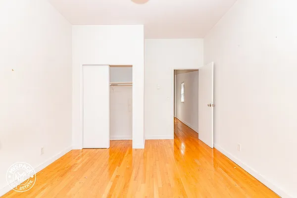 Rented by MySpaceNYC | media 19