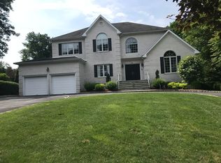 4 Hickory Dr, Montville, NJ 07045