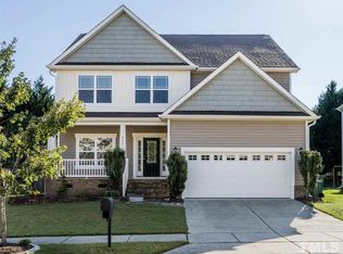 865 Bluffcreek Dr, Fuquay Varina, NC 27526