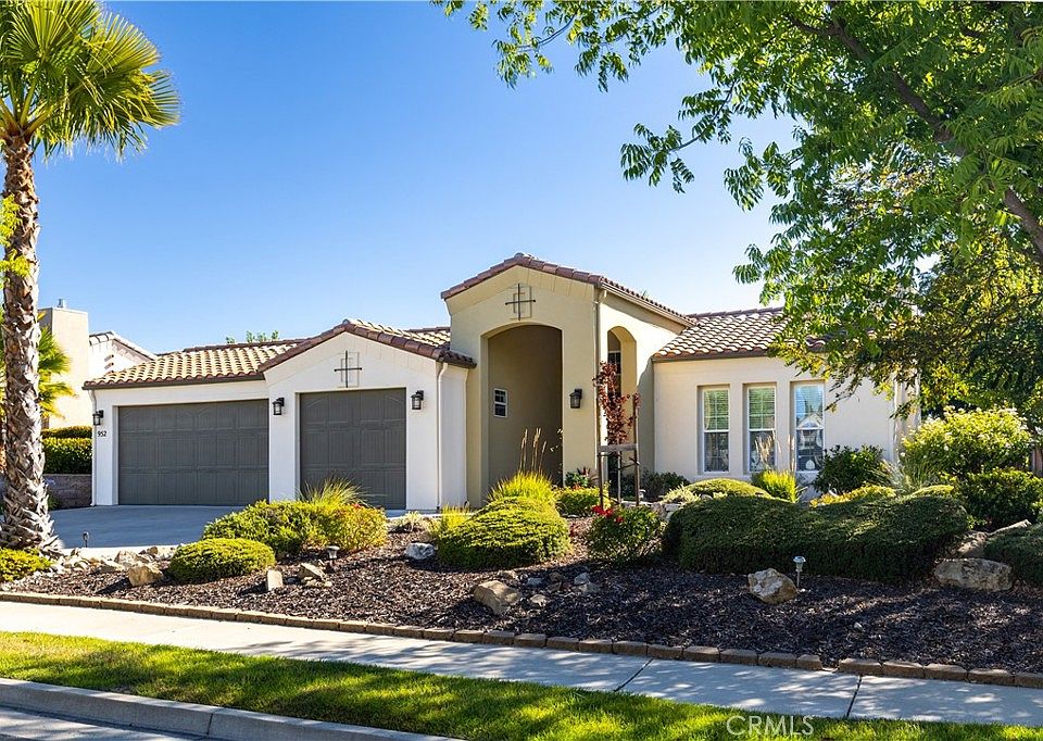 1st image of 952 Vista Cerro Dr