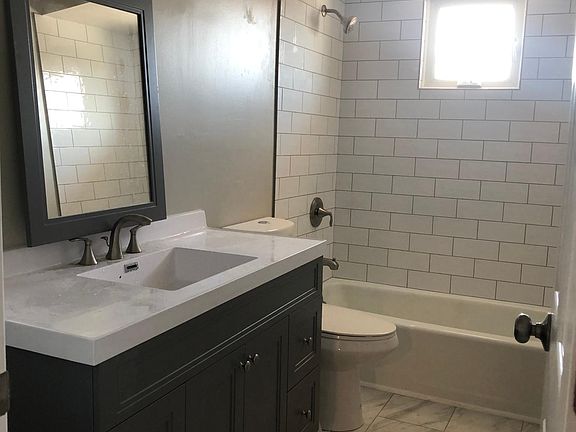 2nd image of 1605 W 5th Ave #D2