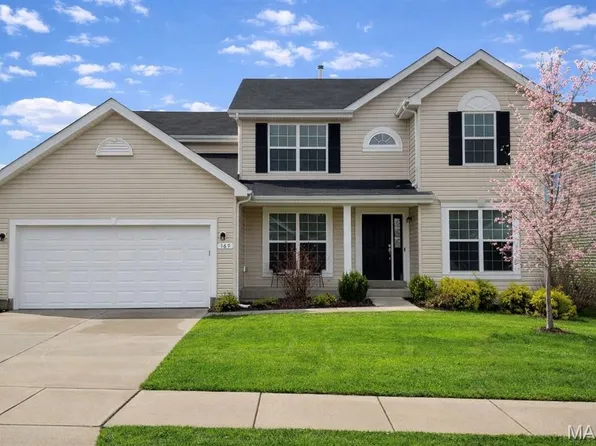 169 Hidden Bluffs Dr, Lake Saint Louis, MO 63367