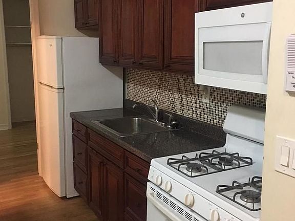 2nd image of 370 Manhattan Ave APT 1K