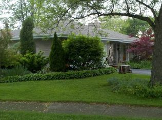 411 Palladium Dr W, Joliet, IL