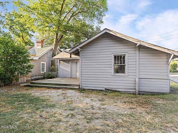 5th image of 2517 Wrightsboro Road