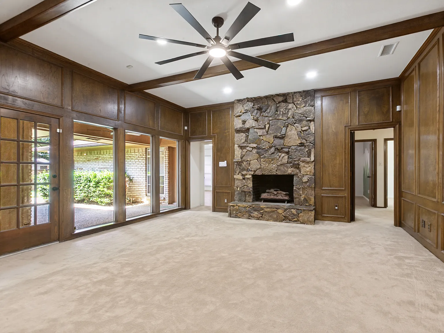4 bed, 3.5 bath, 2518 sqft, $3,650 — Photo 3