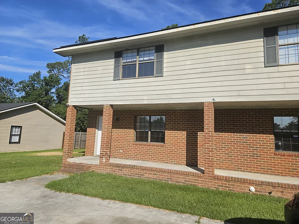 818 Robin Hood Trl #A