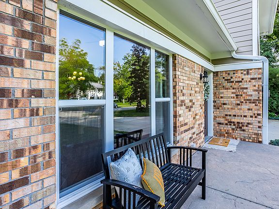 5th image of 7131 Avalon Trail Ct
