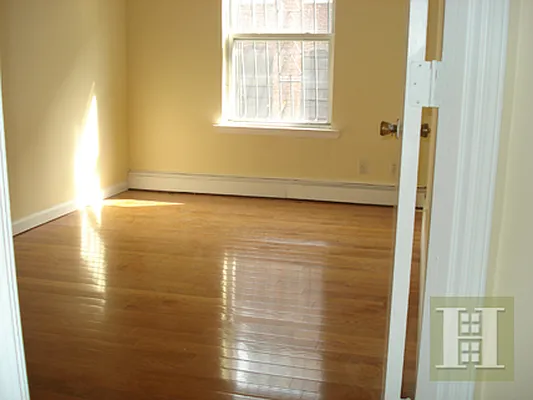 Rented by Halstead Real Estate | media 6