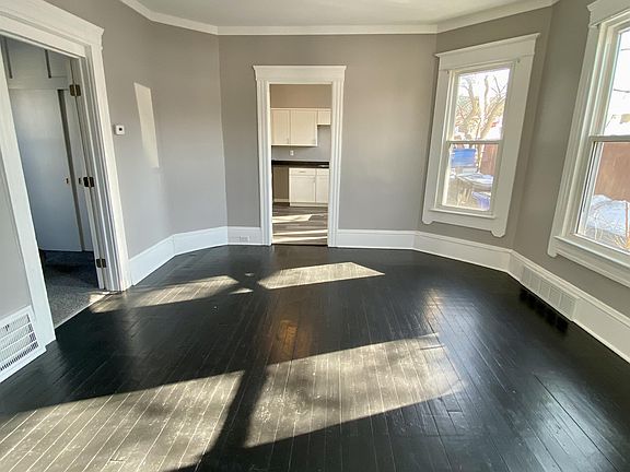 2nd image of 1371 W 85th St #2