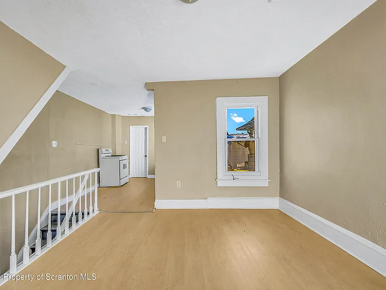 1007 Washburn St #2 — Photo 12