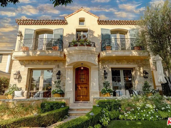 227 Poinsettia Ave, Corona Del Mar, CA 92625