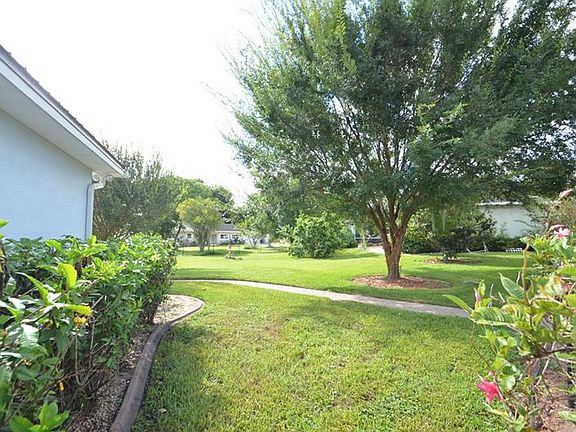 5th image of 123 Lesall Dr