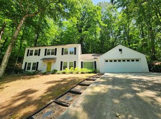 7055 Riverside Dr NW, Sandy Springs, GA 30328