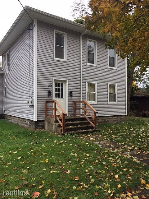 308 W. Broad Street 1