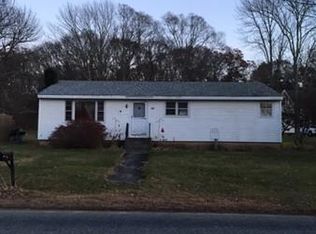 147 Blossom Rd, Westport, MA 02790