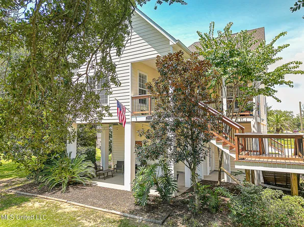 2519 Washington Ave, Pascagoula, MS 39567