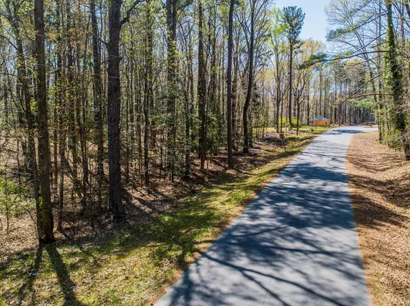 Holiday Dr, Macon, NC 27551