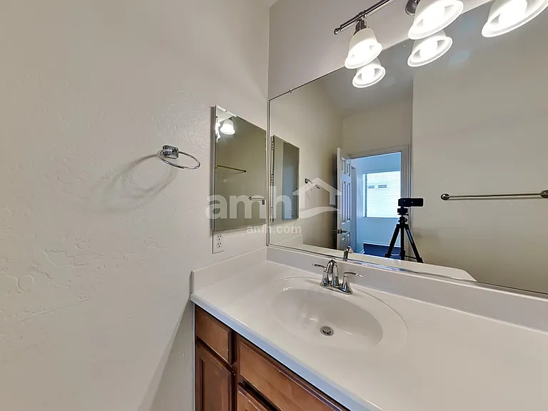 14584 W Maui Ln — Photo 14