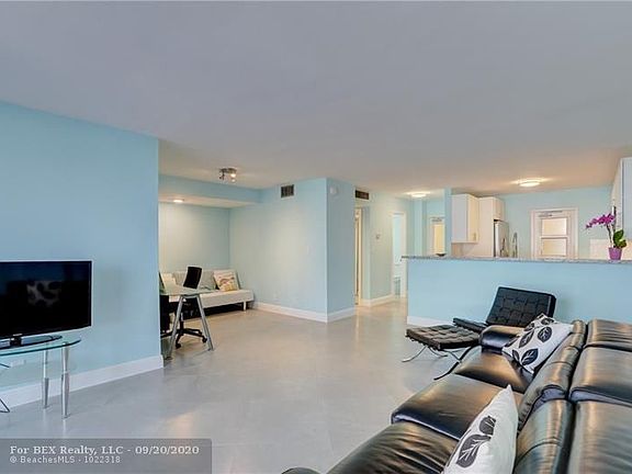 Home For Sale In White Egret