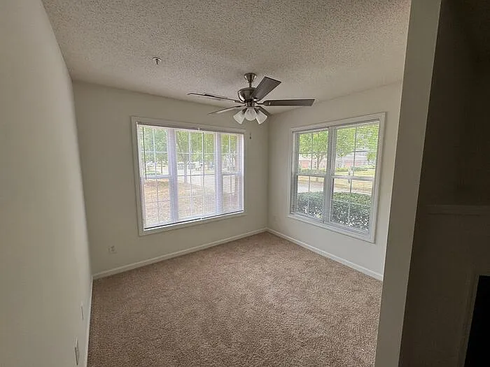2411 Vancastle Way — Photo 12