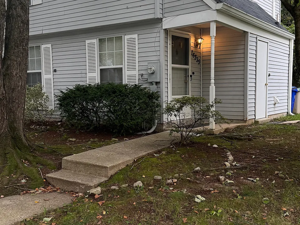 16335 Pewter Ln