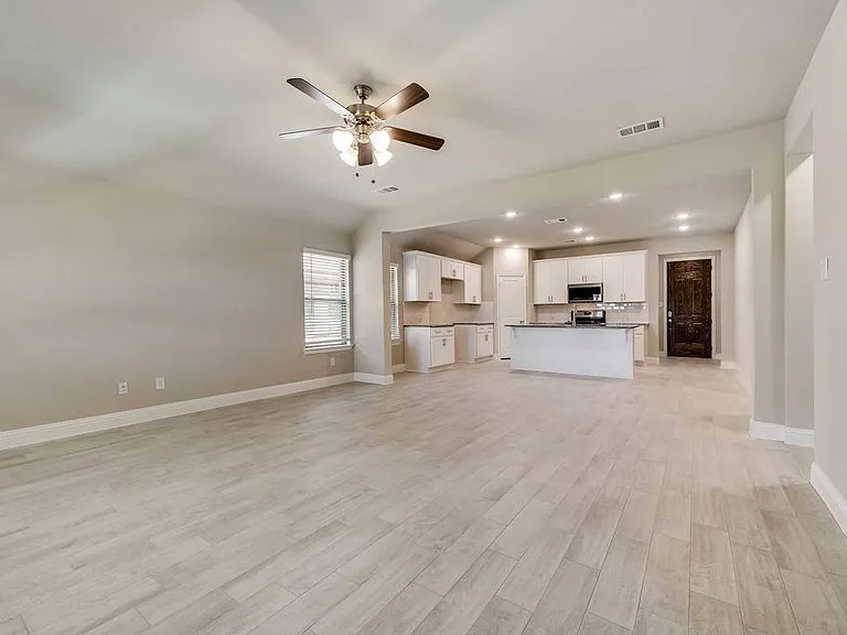 2317 Mount Olive Ln — Photo 1