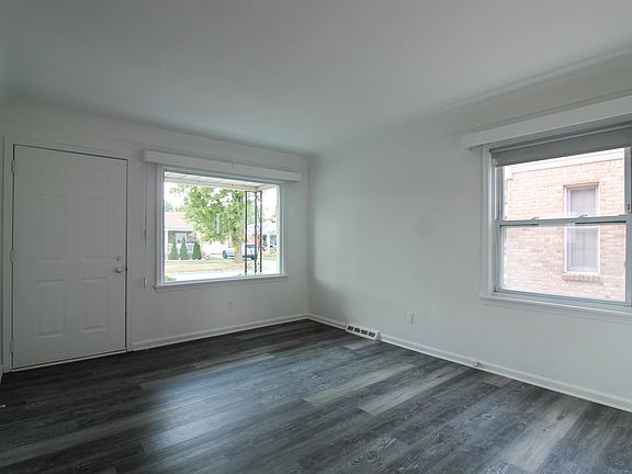 3rd image of 6832 Norborne Ave