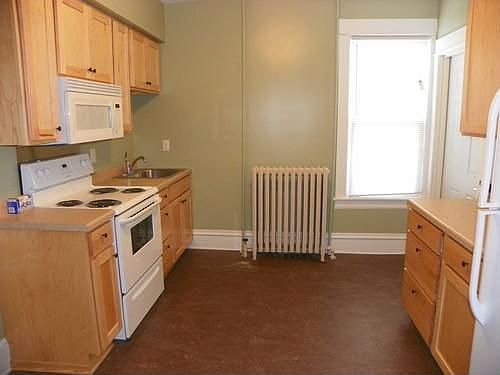 5th image of 783 Charles Ave #1