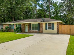 7745 Cherrywood Dr, North Charleston, SC 29418