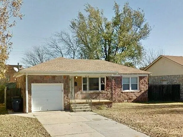 2 bed, 1.0 bath, 860 sqft, $1,100 — Photo 1