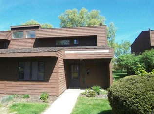 631 Village Blvd N, Baldwinsville, NY 13027