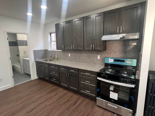 320 99th St FLOOR 2