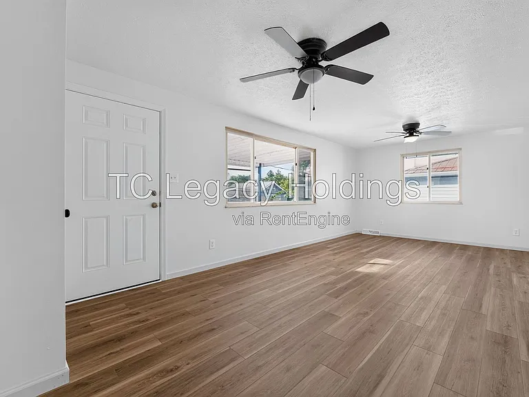 729 Ridgeway Ave — Photo 6