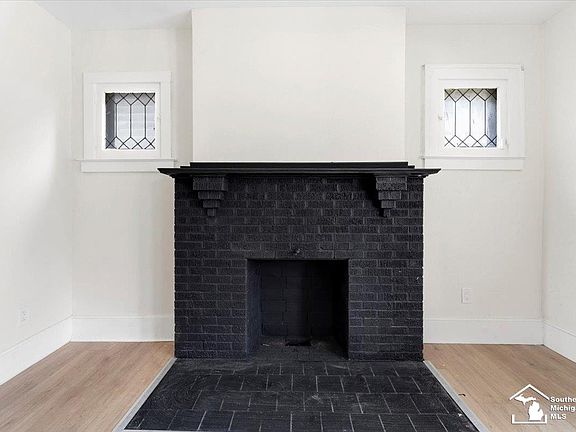 4th image of 2353 Richton St