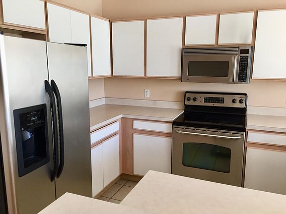 3rd image of 6256 Olivedale Dr