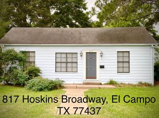 817 Hoskins Broadway St, El Campo, TX 77437